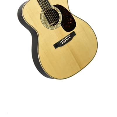Martin 000-28 Modern Deluxe Acoustic Guitar in Natural image 7