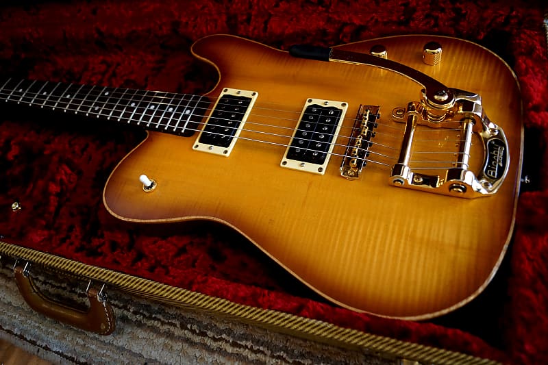 Custom Made Flame maple top TL  テレキャス A set neck, carved top Telecaster with a flame maple top in