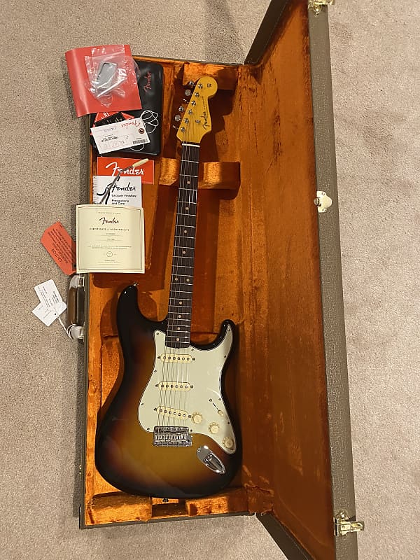 Fender American Vintage II '61 Stratocaster | Reverb