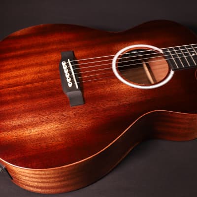 Martin 000CJR-10E StreetMaster　2024年製 Martin 000C Jr E StreetMaster® Acoustic-Electric Guitar