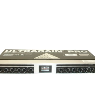 Behringer Ultragain Pro MIC2200 Vacuum Tube Mic Line