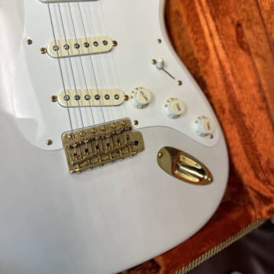Fender 50th Anniversary American Vintage '57 Stratocaster - Mary Kaye image 10