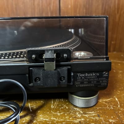 Technics SL-1200MK4 Black color Analog DJ Turntable w/ box image 13