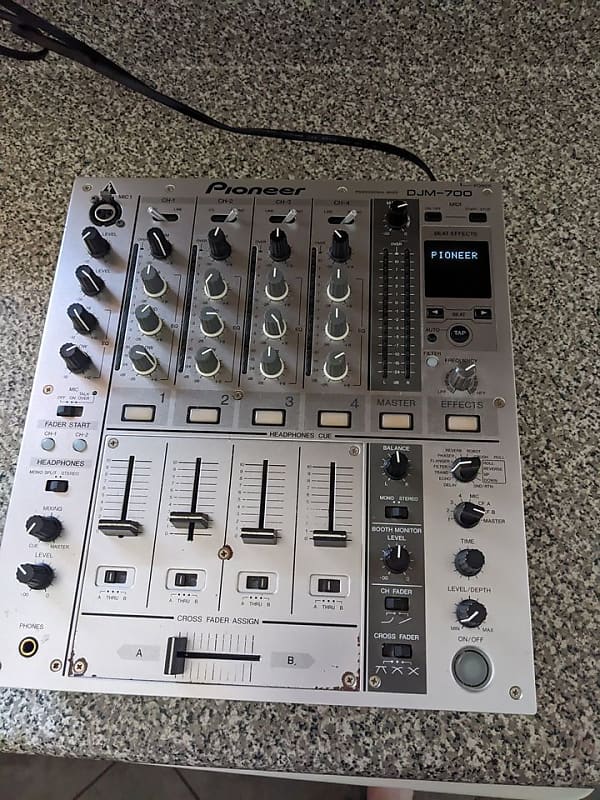 Legendary Silver Pioneer DJM-700 4 Channel DJ Mixer | Reverb