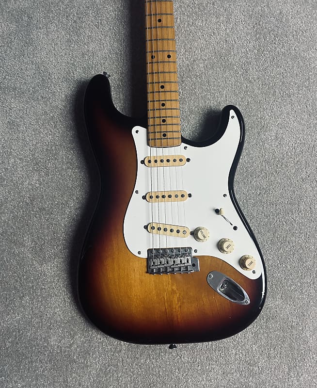 Fender Japan Stratocaster ST57 レフティEシリアル Fender Japan Stratocaster ST57 レフティEシリアル Fender Japan ST