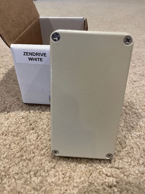 Lovepedal Zendrive White 'Vanilla Mojo' Edition - White