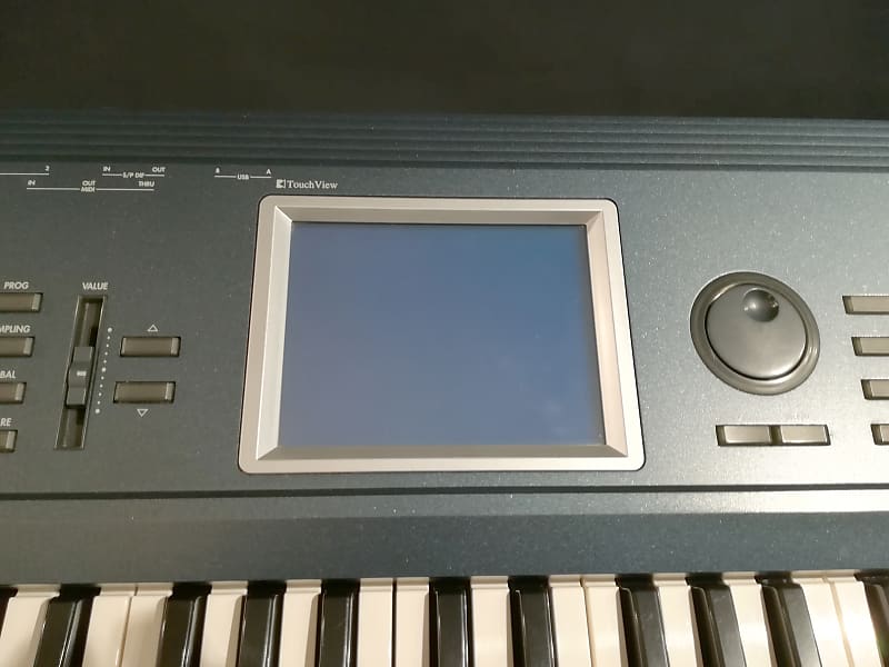 Korg Triton Extreme 61-Key 120-Voice Polyphonic Workstation (2005 