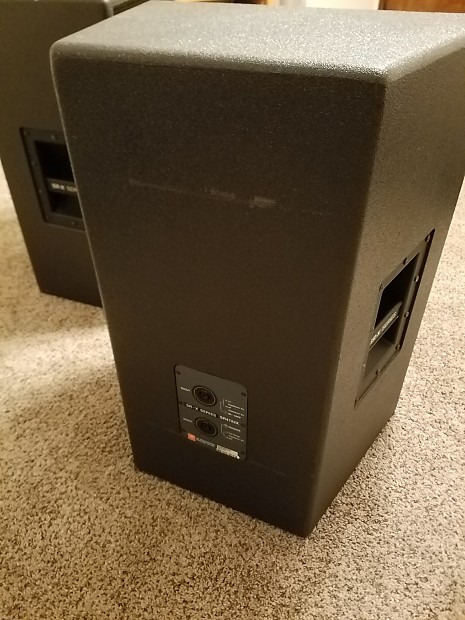 JBL SR4722X 12