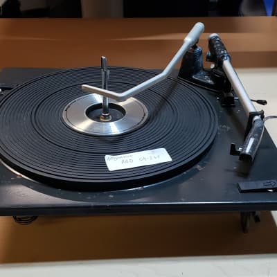Vintage Magnavox W718 Turntable  1960s-70's (As Is For Repair) image 1