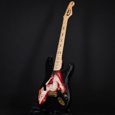 Fender Custom Shop Marilyn Monroe Playboy 40th Anniversary Stratocaster 1994 image 10