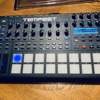 Dave Smith Instruments Tempest 6-Voice Drum Machine 2011 - 2018 - Black with Wood Sides