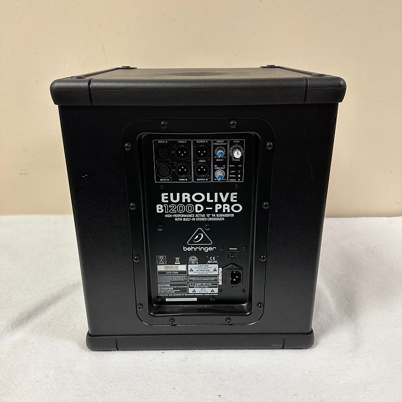 T*O様 Behringer Powered 500W B1200D-PRO - Amazon.com: Behringer EUROLIVE B1200D-PRO High-Performance