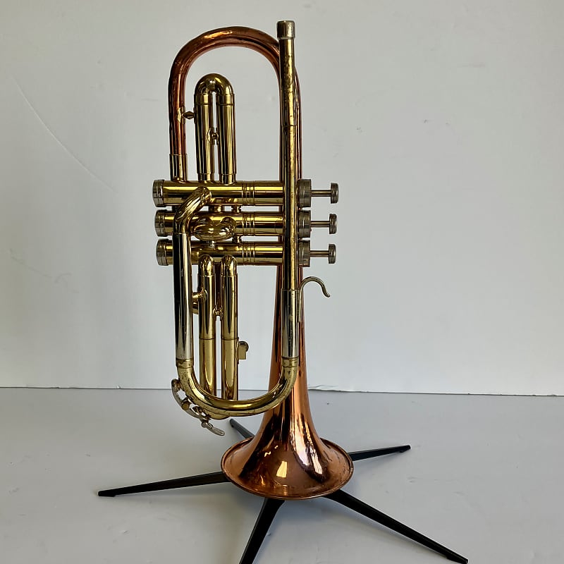 Conn Director 17A cornet 1961 lacquered brass, Coprion (copper) bell image 1