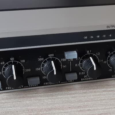 Behringer Ultragain Pro Mic2200 - Gearspace