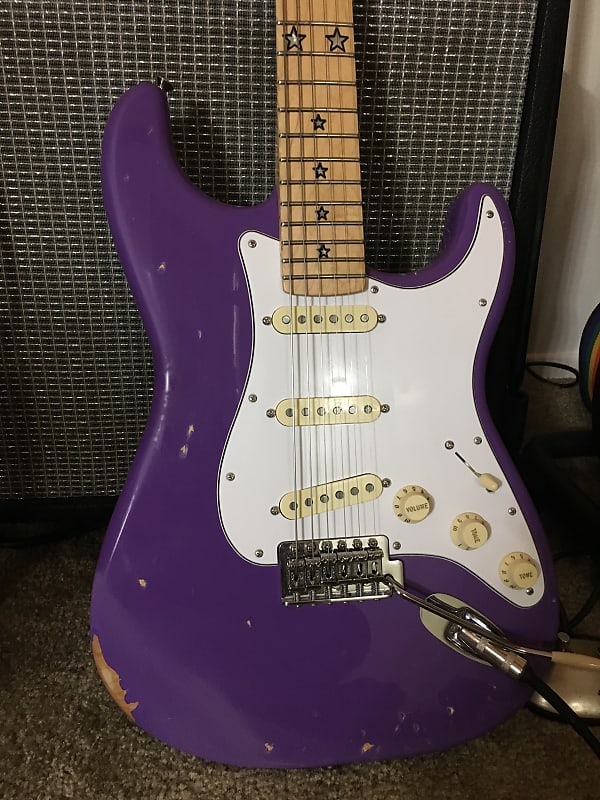 Fender jimi hendrix stratocaster deals ultra violet