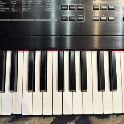 Yamaha S08 Synthesizer image 5