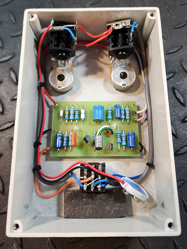 Castledine Electronics Olympic Custom Fuzz | Reverb