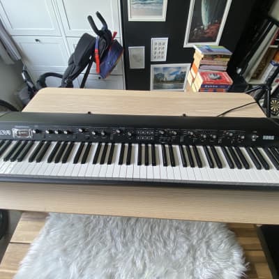Korg SV1-88 Stage Vintage Digital Piano 2009 - Present - Black with White / Black Keys