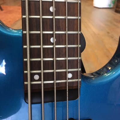 Peavey Grind BXP 5 String Bass Active Pickups 24 Frets Baltic Blue image 7