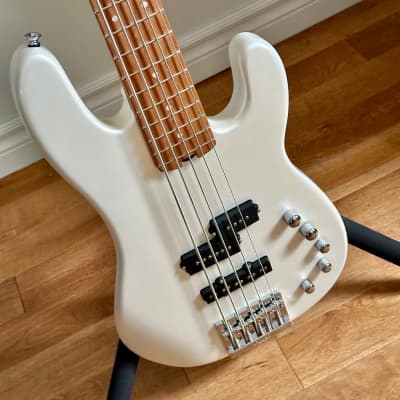 Charvel Pro-Mod San Dimas Bass PJ V, Platinum Pearl + Case image 12