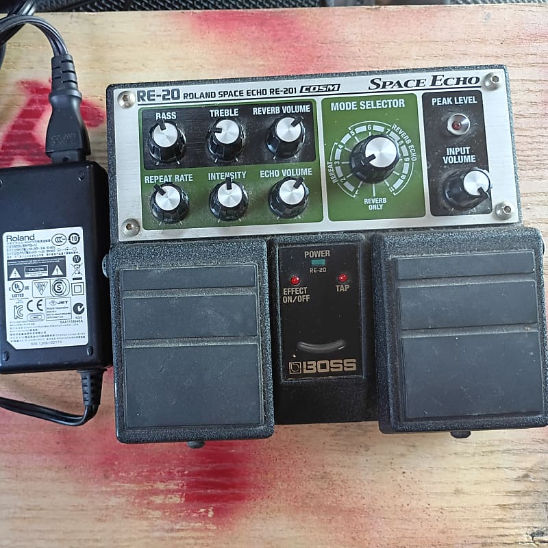 Boss RE-20 Space Echo