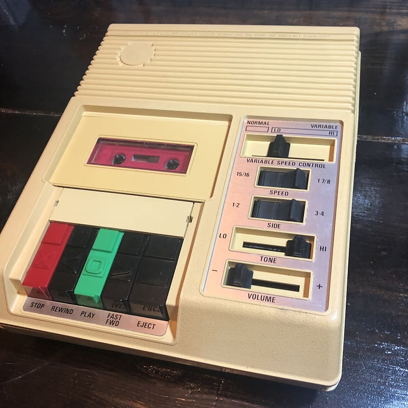 ポータブルプレーヤー Library Of Congress C1 Cassette Player