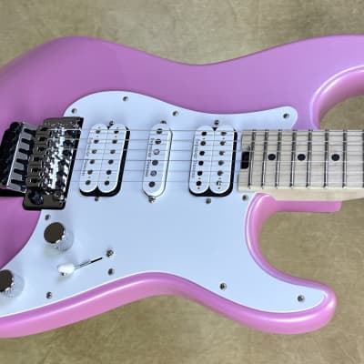 Charvel Pro Mod So-Cal Style 1 HSH FR M Platinum Pink Guitar image 3
