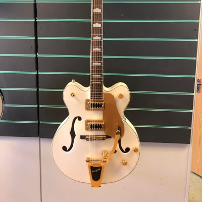 Gretsch G5422TG Snow Crest White 2021 Hollow Body Electric Gretsch G5422TG Snow Crest White 2021 Hollow Body Electric