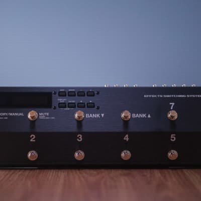 Boss ES-8 Effects Switching System