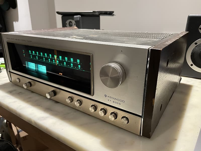 Vintage Kenwood KT-8005 AM-FM Stereo Tuner for Hi Hi Audio