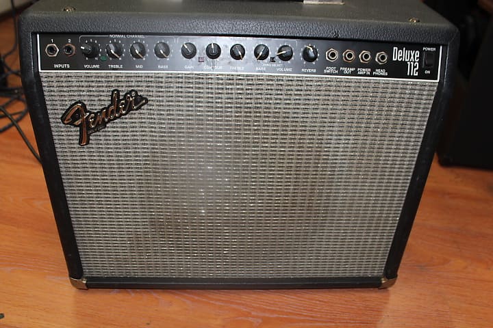 Fender deluxe store 112 pr 205