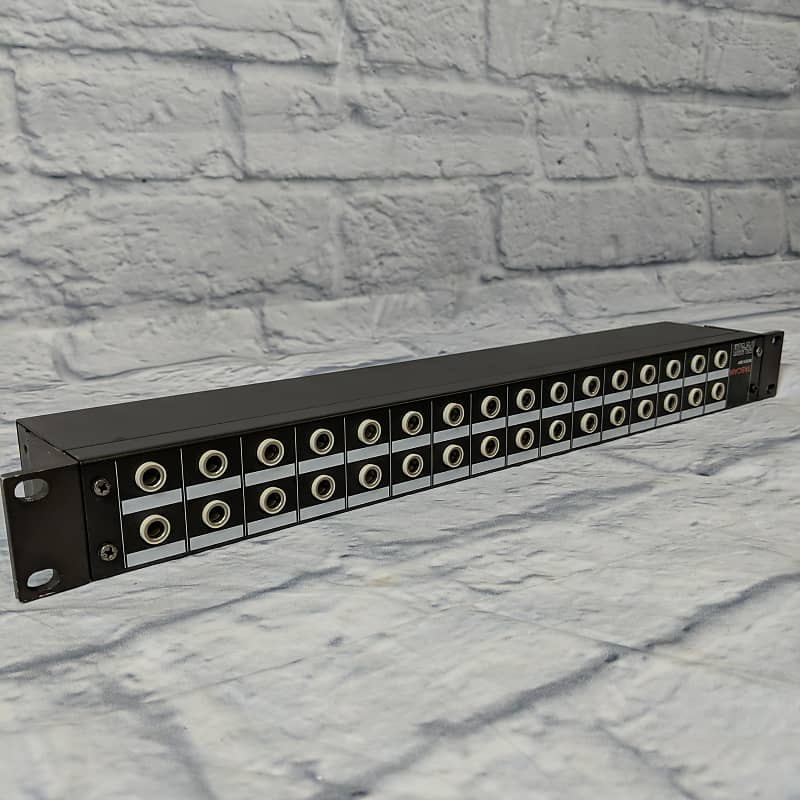 Tascam PB-32H Rack Patchbay | Reverb