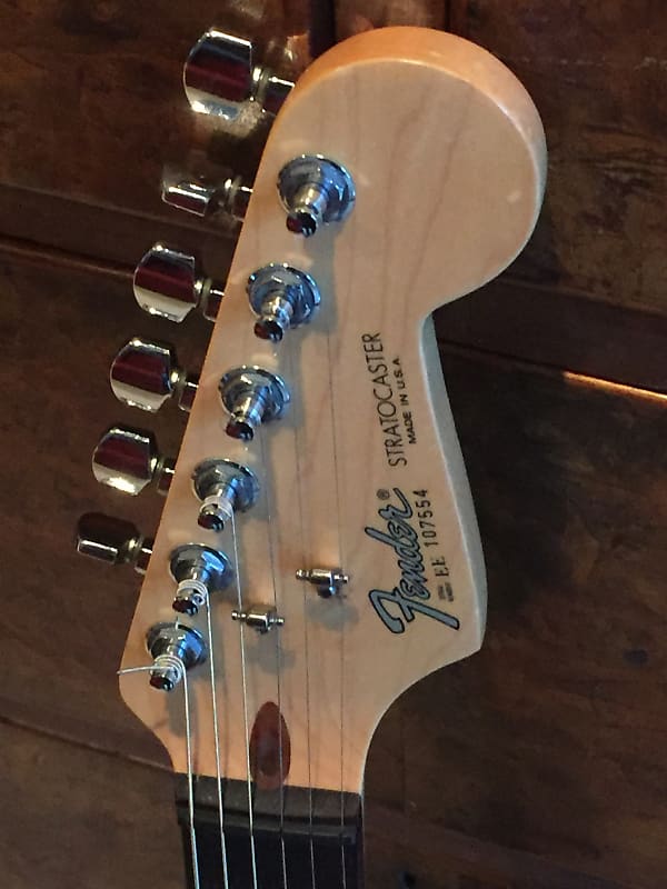 Fender USA ストラトキャスター EEシリアル - 弦楽器、ギター