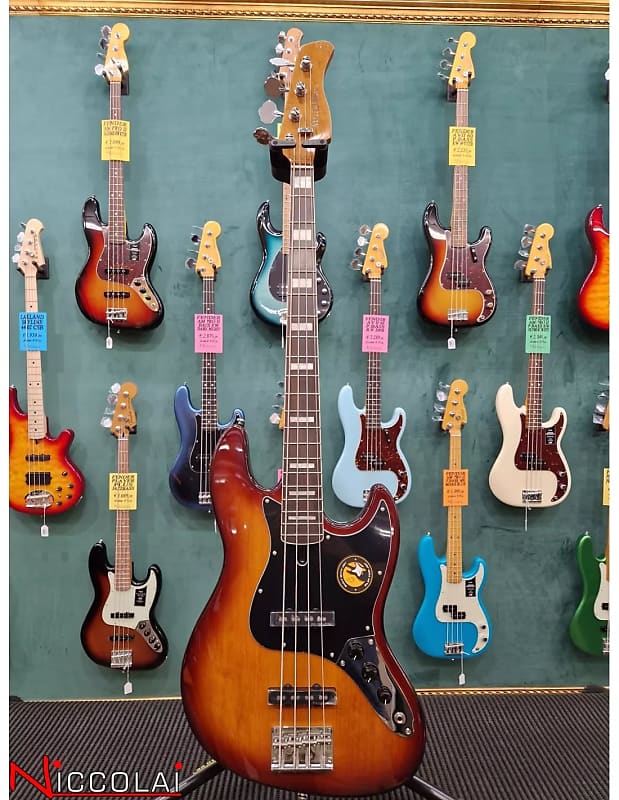 MARCUS MILLER V5R Alder 4 Tobacco Sunburst | Reverb