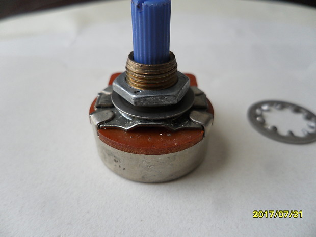 1977 70s CTS potentiometer pot 250k, fender gibson NOS never used 1377737  021857