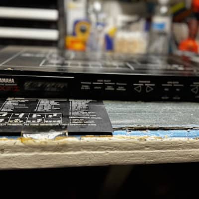 1980's Yamaha TX-81Z Rackmount FM Tone Generator