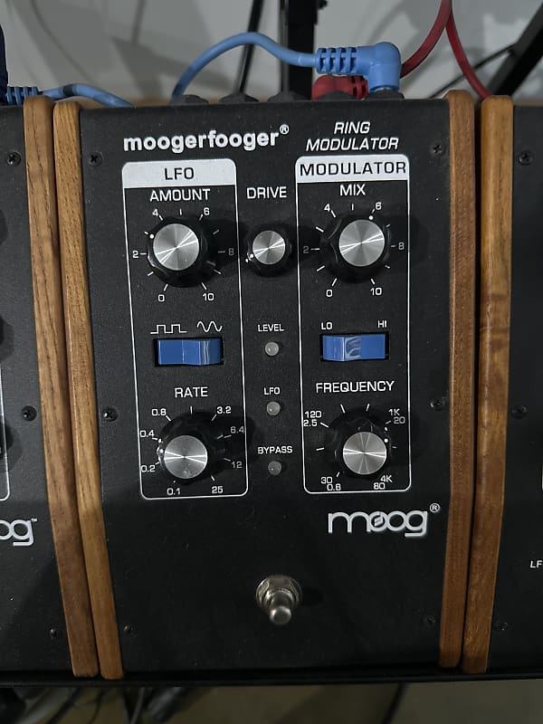 ギター mooger fooger MF-102 Moog MF-102 Ring Modulator | Vintage Synth Explorer