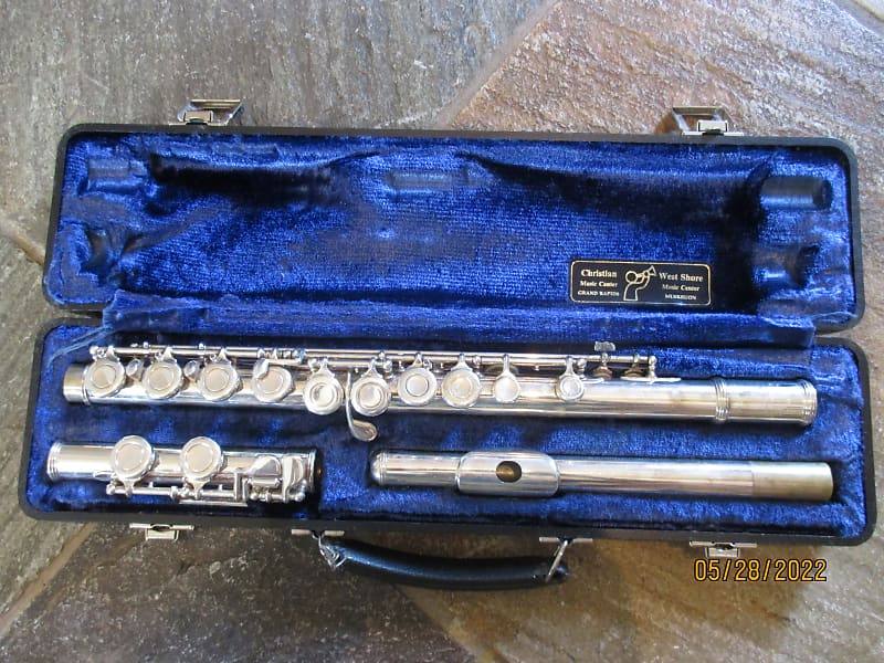 Armstrong brand Flute, made in USA. Reverb