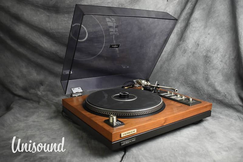 Pioneer PL-1400 Direct Drive Turntable in Very Good Condition image 1