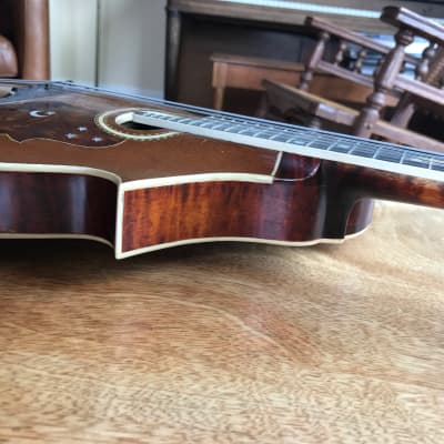 Gibson  F-4 three point mandolin  1907 Spruce & Curly Maple natural image 5