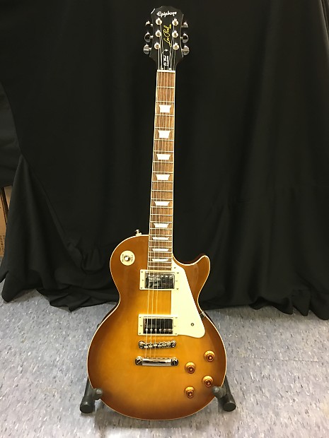 Epiphone Les Paul Standard Plain Tops Honey Burst Electric Guitar (Display  Model) w/ SKB Hardcase