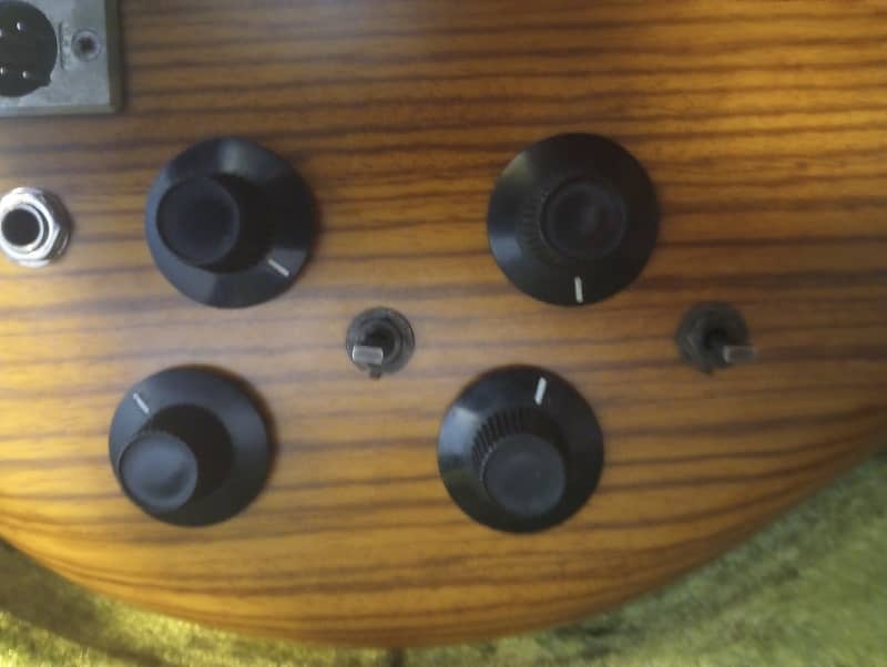 希少！Fernandes FAG-170 アレンビックタイプ スルーネック！ 希少！Fernandes FAG-170 アレンビックタイプ スルーネック！の