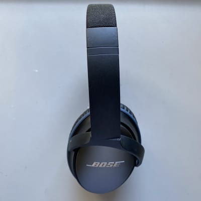 Bose Quietcomfort 25 Noise Canceling Headphones (Wired) image 7