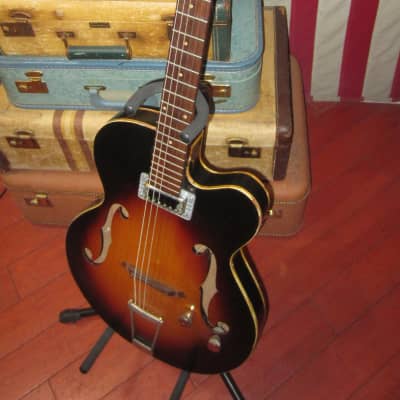~1965 Gretsch Clipper Sunburst image 2