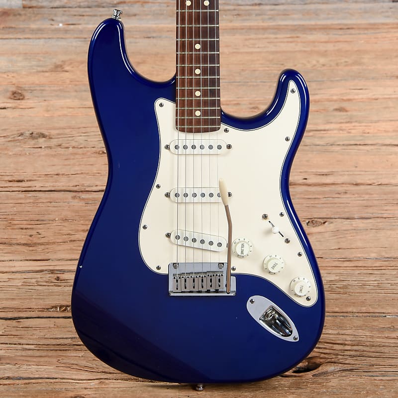 Fender American Series Stratocaster 2000 - 2007 image 3