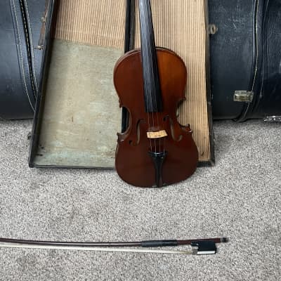 antique unlabeled  4/4 full size violin outfit image 3