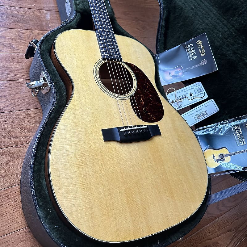 2020 Martin 000-18 Standard