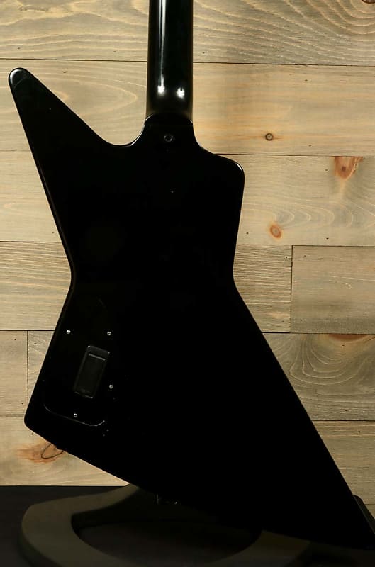 Gibson Explorer (Guitar of the Month 2008) with Gibson Case Gibson Explorer (Guitar of the Month 2008) with Gibson Case