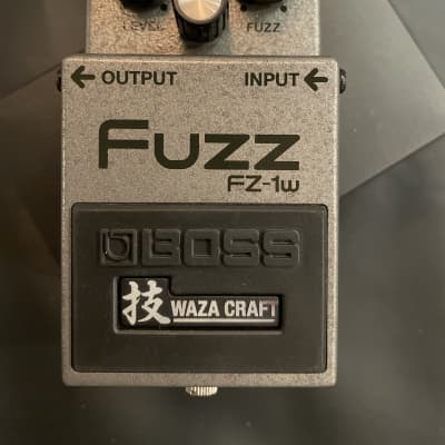 Boss FZ-1W Fuzz Waza Craft