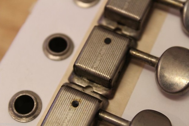 Fender pure clearance vintage tuners